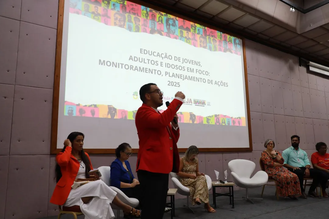 Evento da SEC reforça estratégias para combater analfabetismo na Bahia