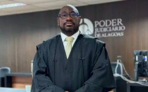 João Neto tem registro da OAB suspenso
