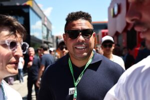 Ronaldo critica eleição na CBF e poder para federações: “Palhaçada vai continuar”