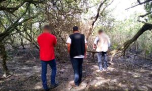 Mulher é encontrada morta com perfurações em área de vegetação em Porto Seguro
