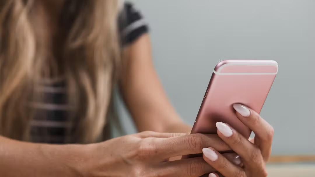 Justiça da Bahia lança aplicativo para mulheres pedirem medida protetiva pelo celular
