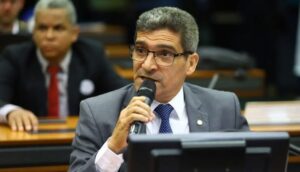 Deputado federal Raimundo Costa se filia ao PSD e vai disputar reeleição em 2026