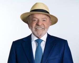 O chapéu virou candidato? 🎩