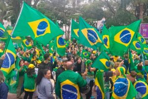 Direita cresce no Sul da Bahia e sentimento de mudança ganha força