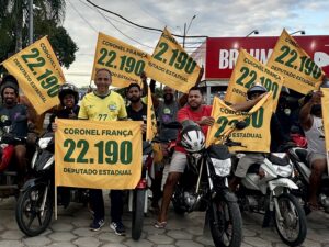 Coronel França se destaca em grande carreata da direita em Eunápolis